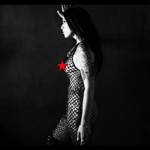 Meet your Posher, Jess - Picture 2 of 2